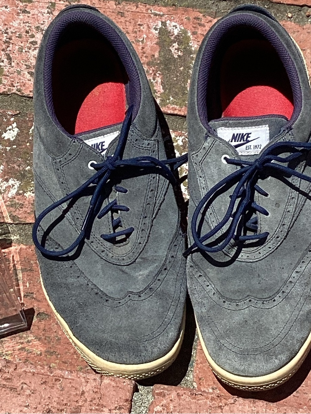 Nike ,Lunarlon, Dark Gray, Suede Low-Top Sneakers with Navy Laces,Size 11